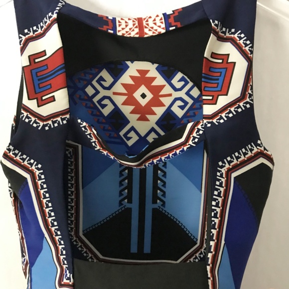 Farm Rio Aztec Geometric Print Cut-Out Back Sleeveless Sheath Dress S/P - Picture 6 of 9